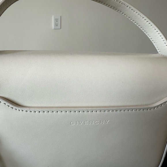 Givenchy mini bag white with two tone chain - Picture 4 of 9